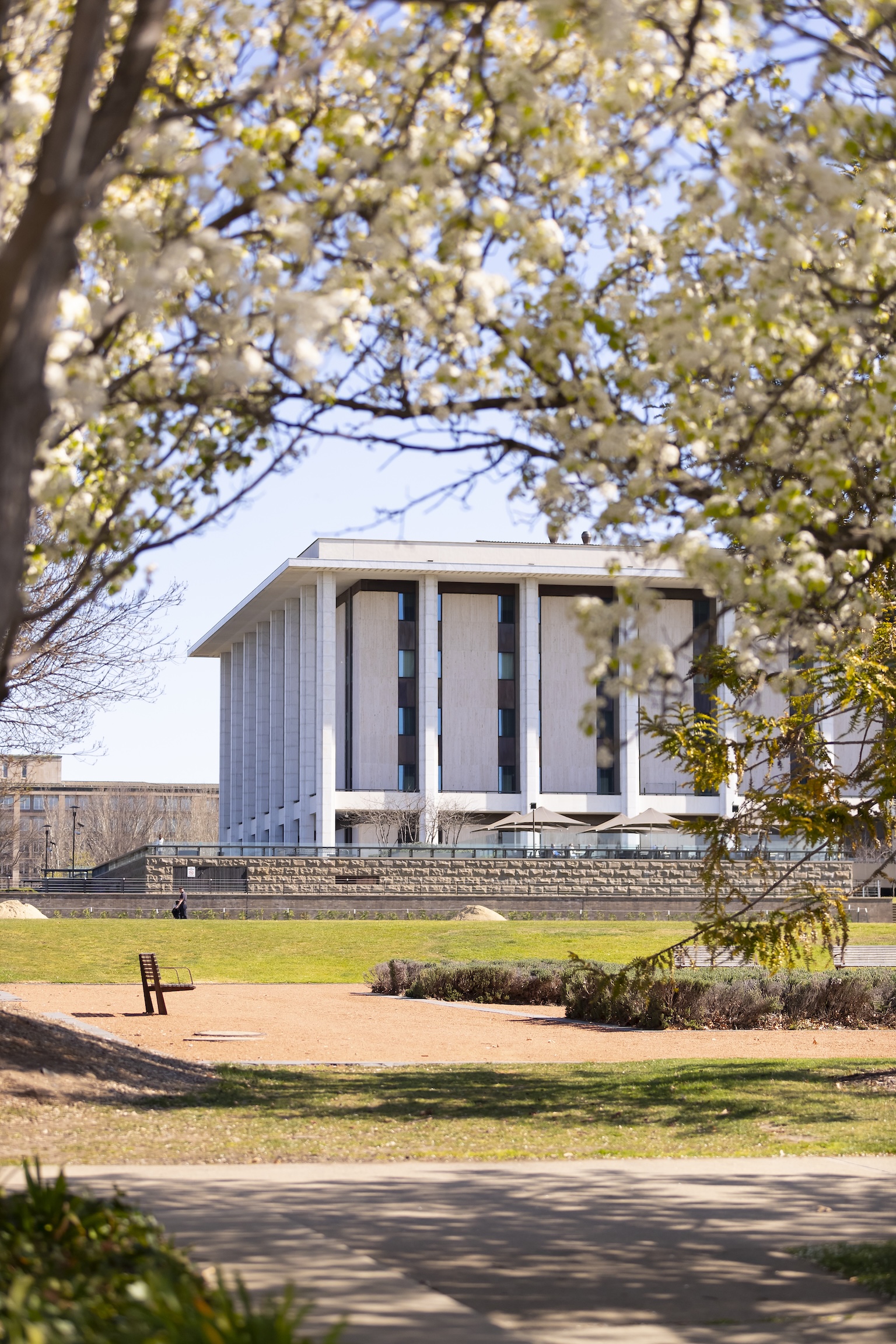 Subscribe to our newsletters | National Library of Australia (NLA)