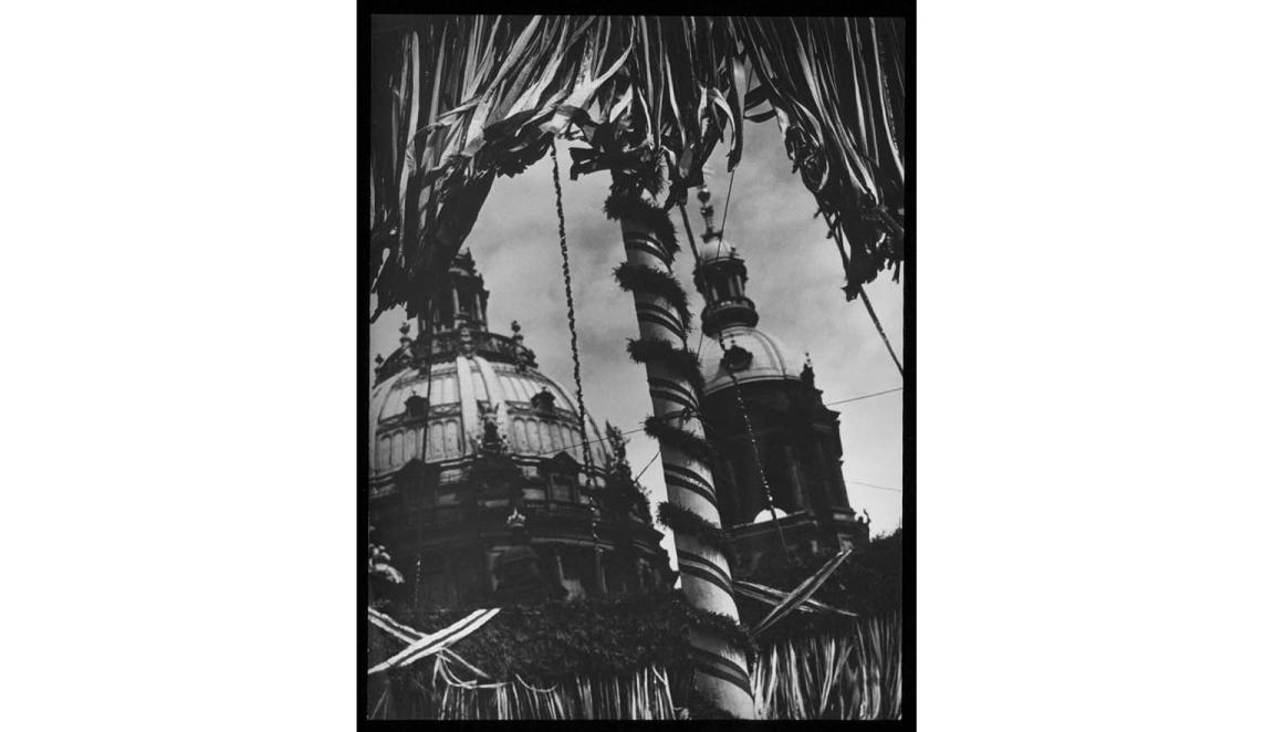 black and white photo of Berlin, 1933