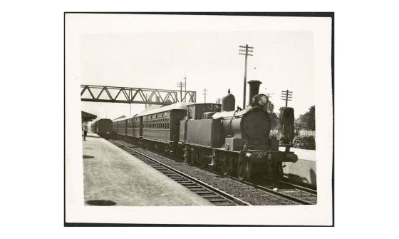 Black and white photo of train at Campbelltown Station