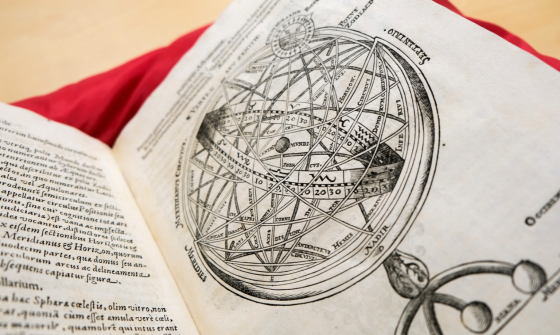 Page of a sixteenth century atlas with a complex globe illustration