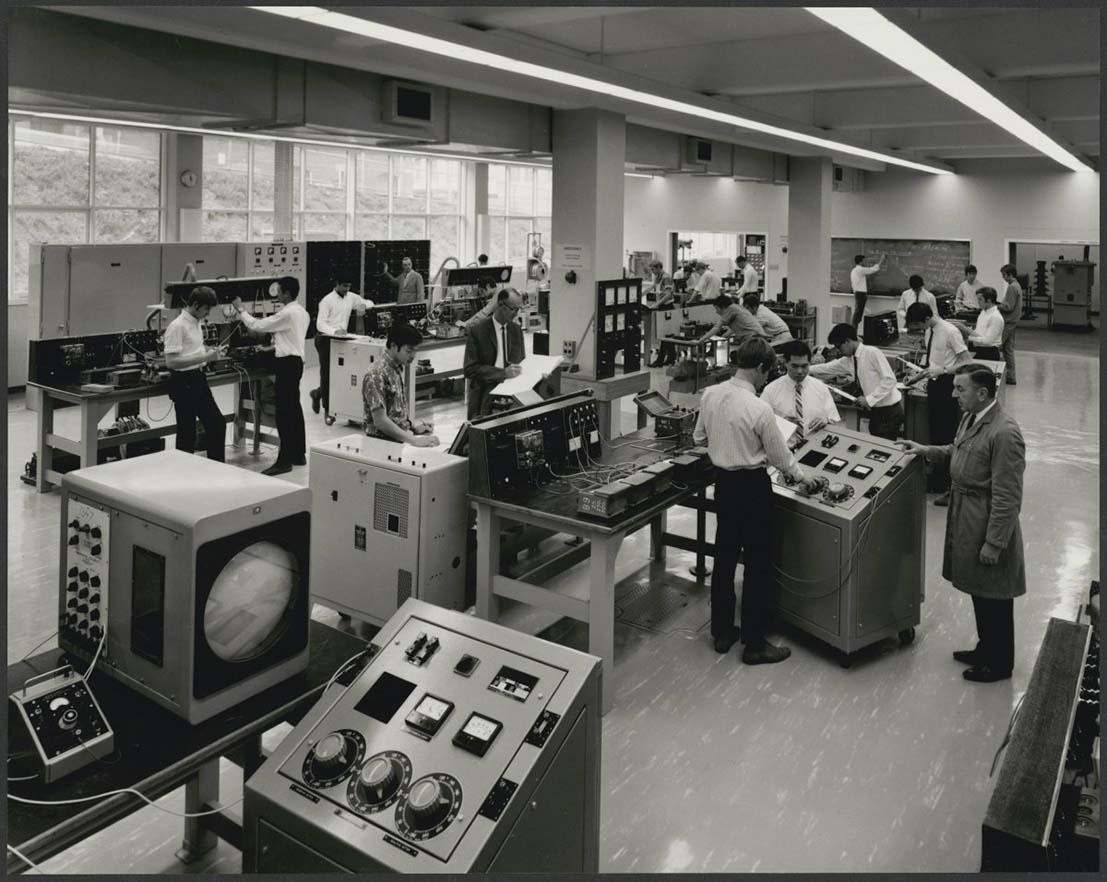 Engineering faculty, interior with students
