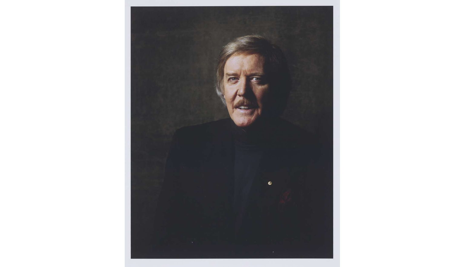 Photo of Barry Crocker