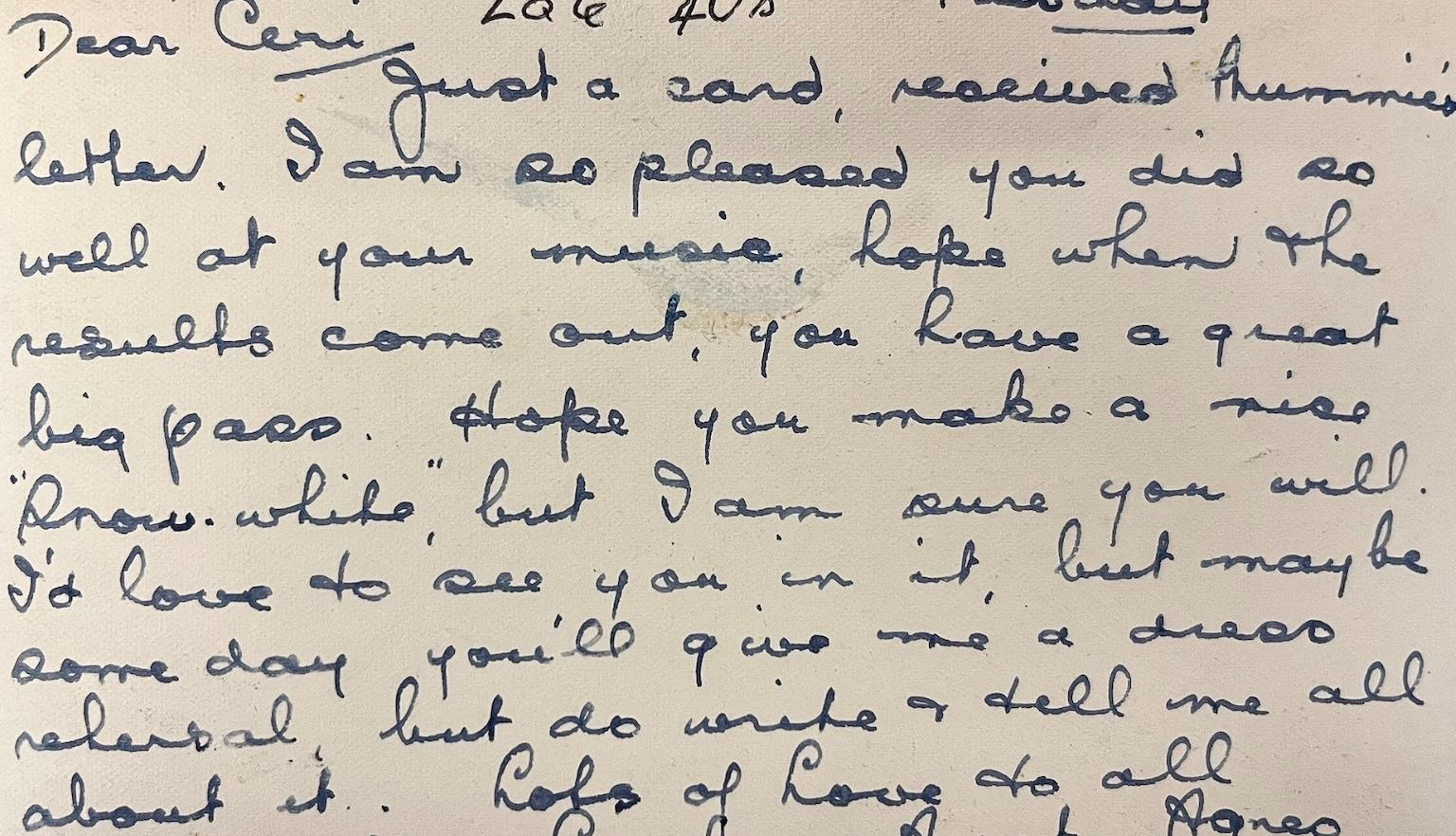 Back of an old postcard with a long message from an aunt to her niece.