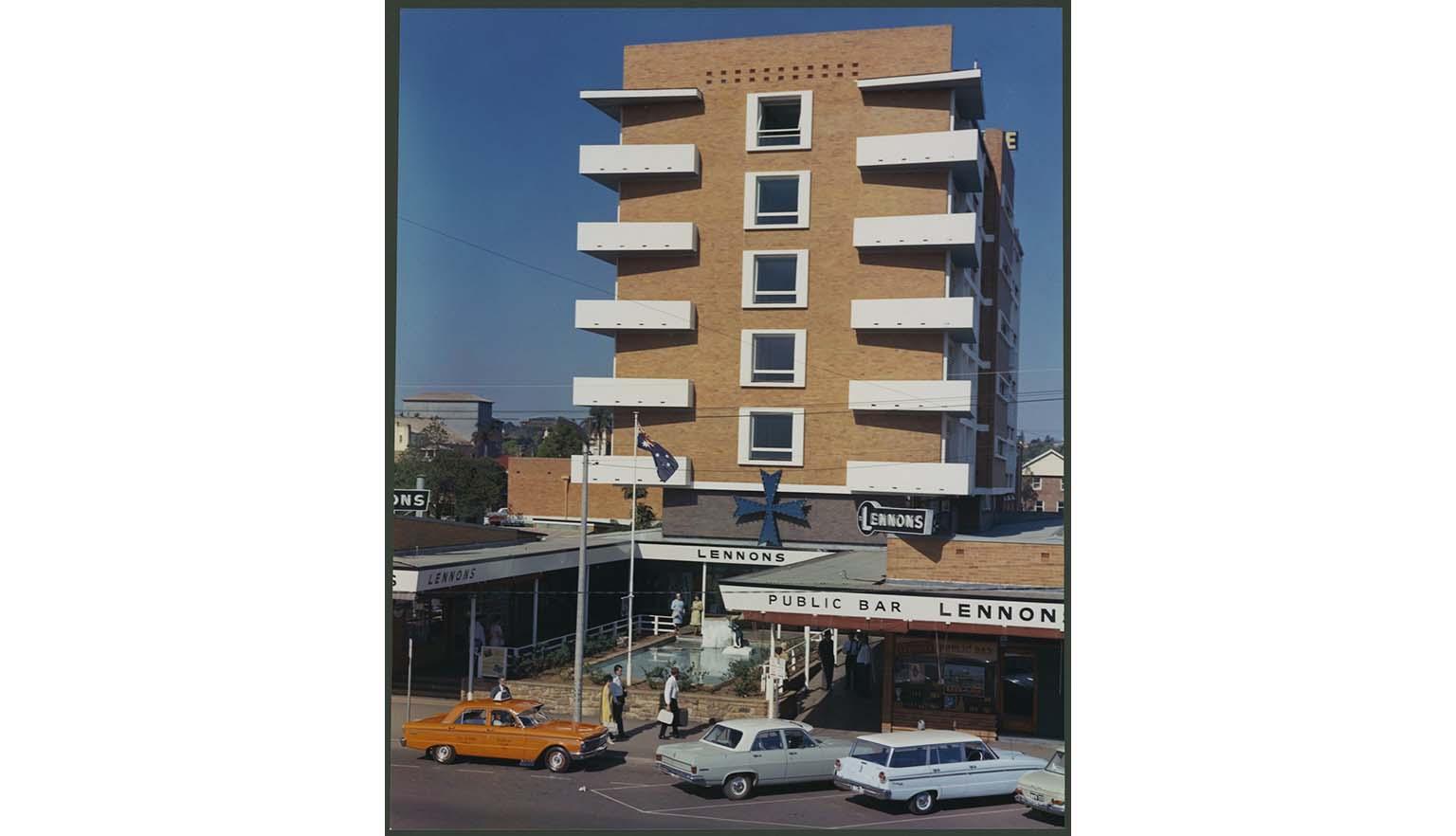 exterior of Lennons Hotel, Toowoomba, Queensland, 1965