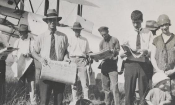 Arrival of the first newspapers to go by air to Normanton
