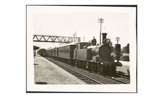 Black and white photo of train at Campbelltown Station